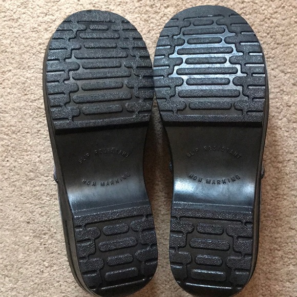 Clogs - Picture 4 of 8